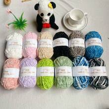 12 件/600 克优质混色天鹅绒雪尼尔纱，适用于手工钩针 DIY 万圣节和圣诞节礼物（包、毯子、帽子）、DIY 节日装饰，柔软舒适的金属丝纱（12 件=21.16 盎司=1176.96 码），附带 3.0 毫米钩针配件，颜色随机 - 混合色 - 查看 16