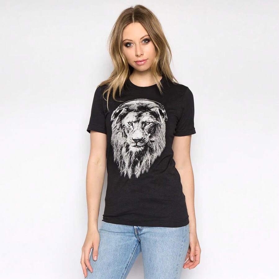Lion Print T-Shirt: Women's Animal Print T-Shirt In Tri-Blend Fabric - 100% Pure Cotton, Comfortable Colors. Short Sleeve Design With A Round Neck, New Women's Slim-Fit T-Shirt, Spring/Summer Style, Couple Style, Perfect For Matching Outfits. - 黑色 - 查看 1
