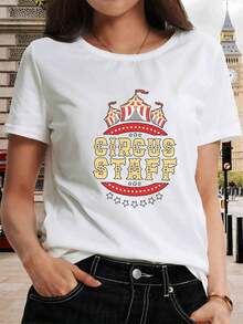 Women's T-Shirt, 100% Cotton. Red And White Circus Tents With Stars Evoke The Fun Of Classic Shows And The Festive Spirit On A Comfortable And Lightweight Women's T-Shirt. - 白色的 - 查看 12