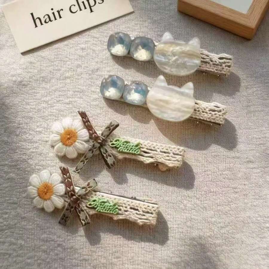Pinza para el cabello con margaritas de estilo coreano primaveral fresco, pinza lateral con borde floral para niña, pinza para el flequillo - Multicolor - Ver 1