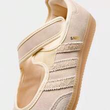 Adidas Samba Jane White Black Gum Women's JR1402 | Retro Heritage Style, Timeless Silhouette - 杏色 - 查看 3