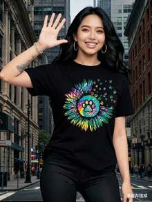 Women's Short-Sleeved T-Shirts With Interesting Prints, Beautiful Clothing. White T-Shirt With A Floral Tie-Dye Print For Casual And Everyday Wear. - 黑色 - 查看 1