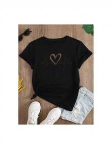 YOCASA Camiseta informal de verano para mujer, de cuello redondo, ajustada y manga corta, con estampado de pintura al óleo, floral, de corazones, de cerezas y de letras. Tejido informal sencillo, estilo deportivo, ideal para el día a día y para una cita de San Valentín. - Negro - Ver 2