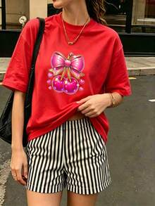 Women's Multicolor Short-Sleeve Crew Neck T-Shirt - "Sweet & Cool" Cherry And Bow Print - Versatile Summer Top - Pure Cotton Basic T-Shirt - "Sweet & Cool" Cherry And Bow Print - Casual, Modern, And Perfect For Everyday Wear - Loose Fit T-Shirt - Adorable Cherry And Bow Print - Ideal For Summer Outings - 紅色 - 查看 10