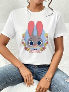 Conejo adorable con orejas rosadas rodeado de flores de colores que transmiten alegría y energía positiva inspirando ternura y optimismo camiseta de mujer de estilo casual cómoda perfecta para uso diario - Blanco - Ver 6