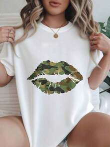 Women's Vintage Style Short Sleeve Casual T-Shirt - Camouflage Lip Print On White T-Shirt, Round Neck, Summer Top, Machine Washable, Ladies' T-Shirts, Casual Wear, Modern Look, Comfortable Fit

-WhiteFashion - 白色 - 查看 1