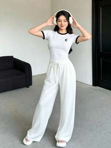 Regalo hasta agotar existencias, Set de 2 piezas de camiseta de cuello redondo holgada con estampado de letras y pantalones con cordón para mujer - Blanco - Ver 2