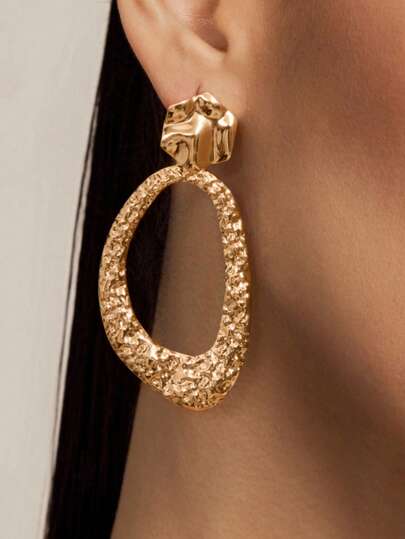 Altistry 1pair Women's Oval Hollow Out Concave-Convex Design Statement Earrings, Elegant Luxurious Style