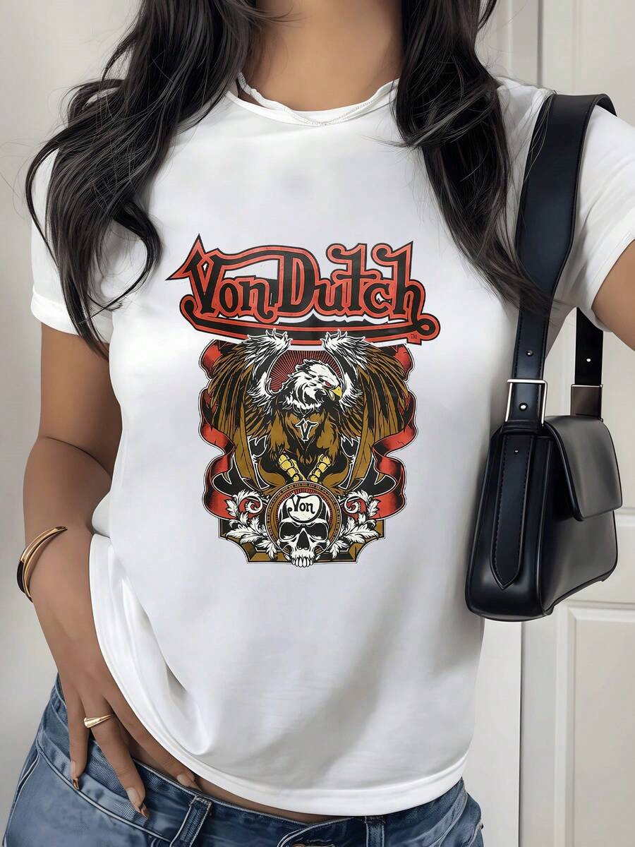 Majestic Eagle Spreading Its Wings Over A Skull Framed By Red And Gold Ribbons Symbolizing Strength, Rebirth And Freedom. Modern Casual Comfortable Women's T-Shirt For Everyday Wear - 白色 - 查看 1