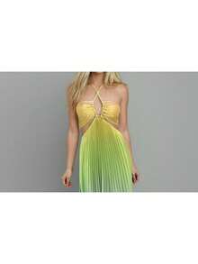 Vestido largo degradado con cuello halter y calados, estilo elegante y sensual primavera 2026 - Verde - Ver 2