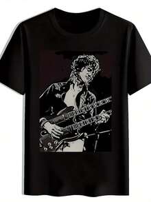 T-shirt för män med dubbelkrage och gitarrmönster - Iögonfallande enfärgad musikkonst med högkontrast linjekonst, mjuk svart slim-fit kortärmad t-shirt med rund hals, en idealisk present till gitarrälskare och musiker, geometriskt mönster, avslappnad stil, leverans från lokalt lager. Herrkläder herr-t-shirt - Iögonfallande enfärgad musikkonst med högkontrast linjekonst bomullsmönster t-shirt - Iögonfallande enfärgad musikkonst med högkontrast linjekonst festivalkläder för kvinnor, t-shirt, sommarkläder, festkläder, vardagskläder, perfekt för fester och familjesemester. - Svart - Visa 7