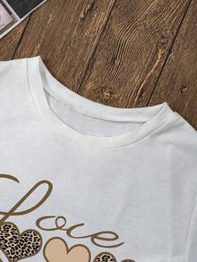 Camiseta de manga corta con cuello redondo con estampado de leopardo, corazón y letra, adecuada para el Día de San Valentín y el uso casual diario, camisetas gráficas para mujer-Vintage Street Style Unisex Loose Cotton Short Sleeve Crew Neck-Shirt - Blanco - Ver 3