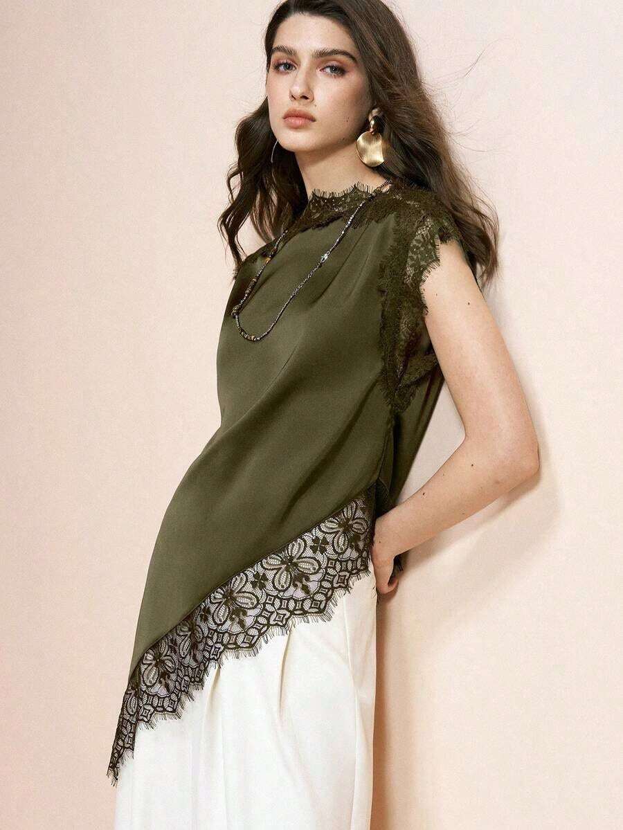 Camisa de mujer en color caqui, de tela popelín, con parche de encaje de unicolor elegante y bajo asimétrico, elegante para citas, atuendos de verano para mujeres, blusas de verano - Verde militar - Ver 1