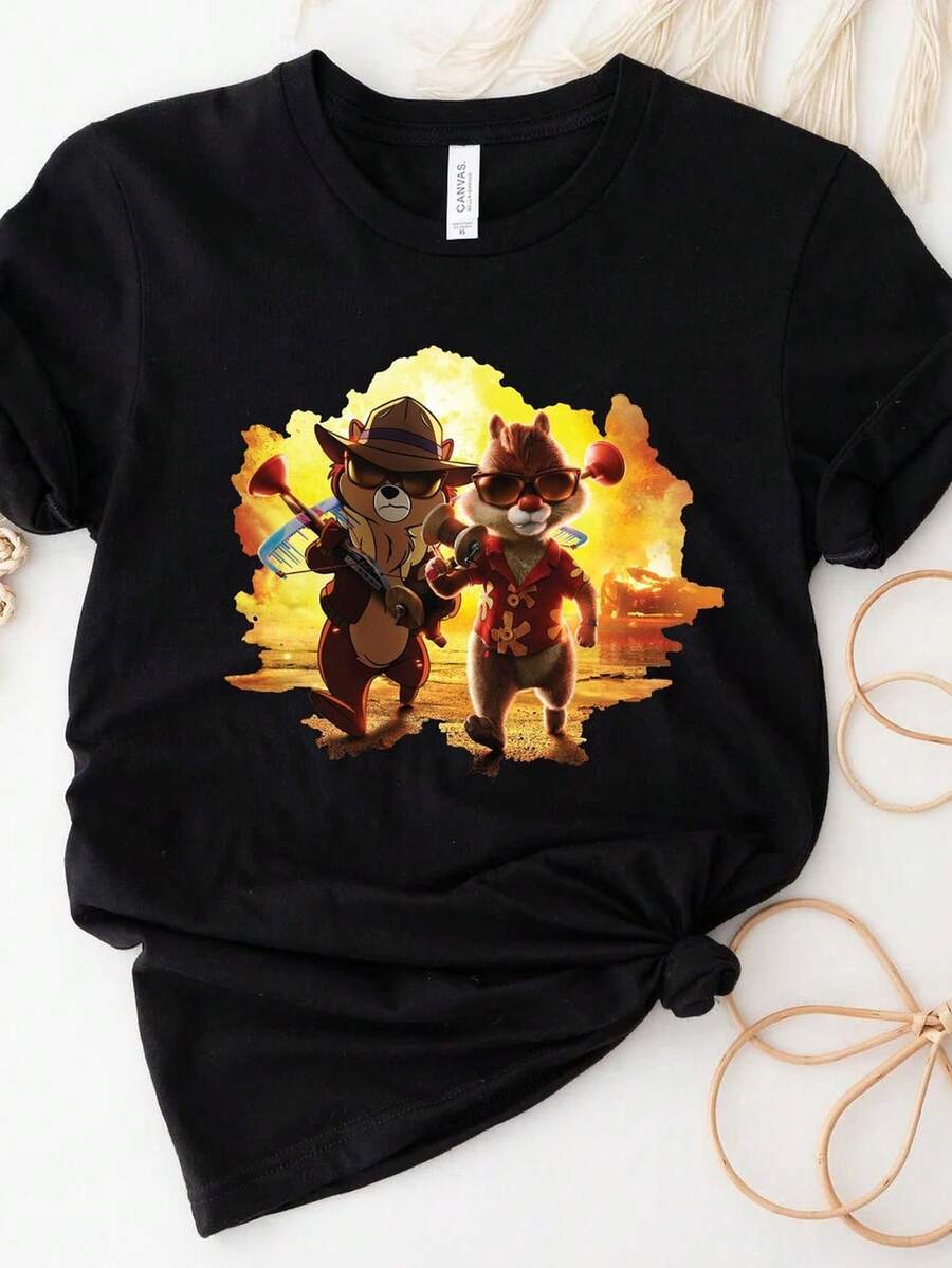Chip 'n Dale Rescue Rangers T-Shirt, Family T-Shirts, Holiday T-Shirt, Love For Chip And Dale. Unisex 220g Pure Cotton T-Shirt, Ideal Weight For All Seasons, Suitable For Both Men And Women. Durable, High-Quality Fabric, Soft To The Touch And Long-Lasting. Breathable Top. Suitable For Women's Spring And Summer, Holidays, Mother's Day, Independence Day. - 黑色 - 查看 1