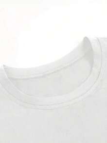 Camiseta personalizada para mujer, estampada con una mujer sosteniendo una copa de vino, camiseta blanca de manga corta y cuello redondo, lavable a máquina, estilo casual, ajuste cómodo, diseño moderno, versátil para uso diario, tela suave, estilo a la moda. Blusas Bonito 100% Algodón - Blanco - Ver 4