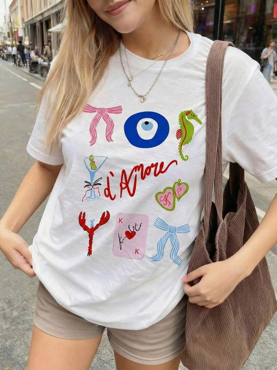 Camiseta de mujer "Estilo mediterráneo de la Amalfitana", ajuste regular, camiseta con patrón artístico pintado a mano, cómoda blusa de manga corta de verano italiano, cuello redondo único, estilo retro de ocio y gastronomía, moda casual blanca - Blanco - Ver 1