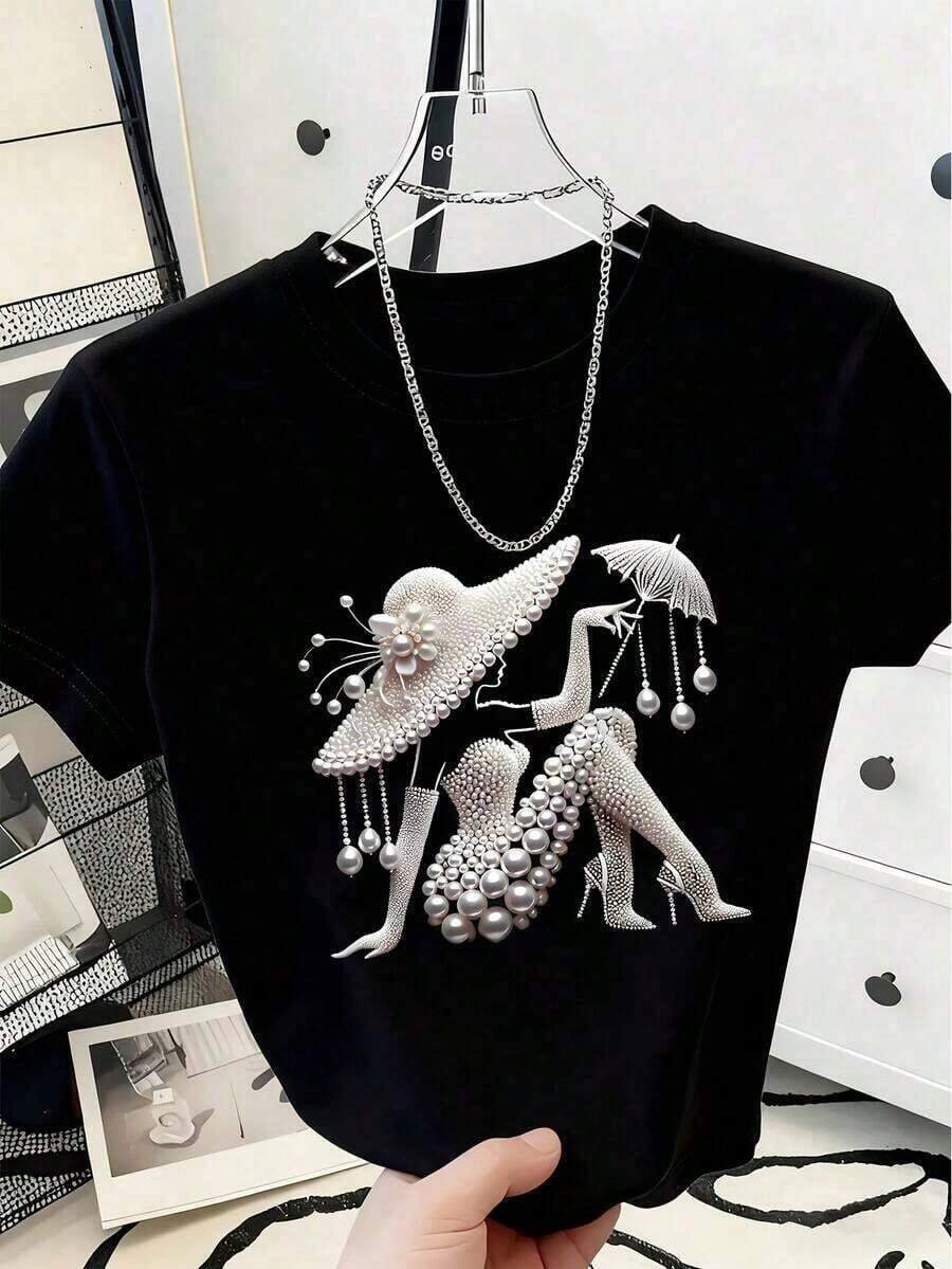 Camiseta de manga corta para bebé con estampado de retrato de perlas de imitación vintage, impresión por transferencia de calor plana, estilo millennial, elegante camiseta de moda para mujer con cuello redondo, atuendo exquisito y hermoso, top suave y cómodo, estilo versátil para todas las estaciones. Moda - Negro - Ver 1