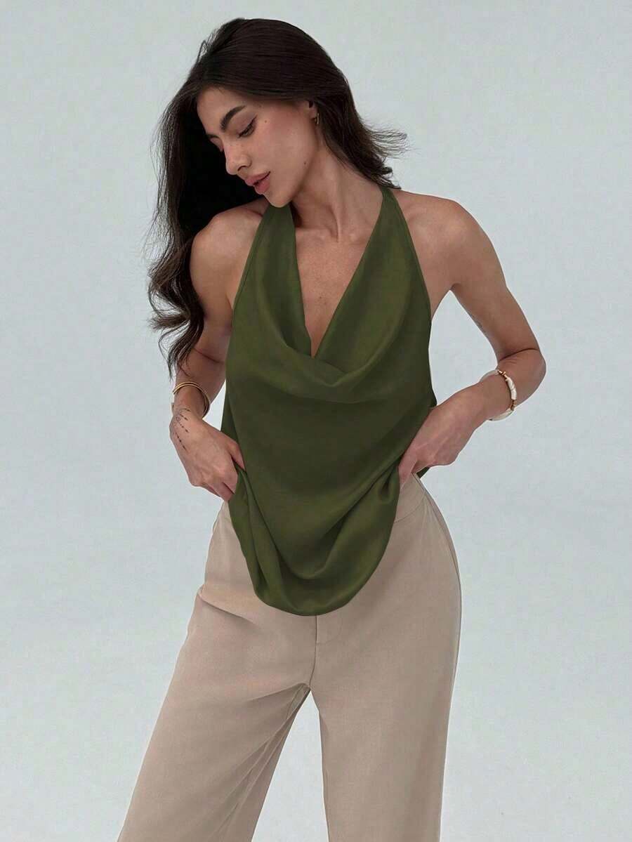 ajustado de mujer de cuello halter con efecto drapeado en un bloqueo de colores minimalista y elegante - Verde militar - Ver 1