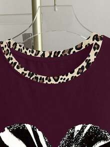 Camiseta casual de mujer con estampado de leopardo, patrón de corazón y bloqueo de color en cuello redondo - Burdeos - Ver 3