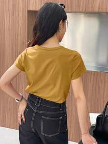 Y2K Style, Modern Style, The Newest Of 2026, Cute Style, Casual Style. Women's Loose-Fitting Casual Summer T-Shirt With Embroidered Heart And Letter Pattern, Red, 180g (S-XXXL) - 黃色 2 - 查看 4