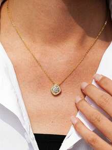 ConiiW A Classic Square-Shaped, Stylish Unisex Necklace Made Of 925 Sterling Silver And 1 Carat Moissanite, Perfect For Vacations, Parties, Or As A Gift. - Gold - View 4