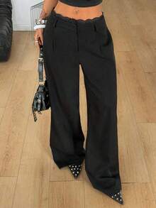 Pantalones de mujer negros tejidos para ir al trabajo con encaje y pliegues en contraste - Negro - Ver 4