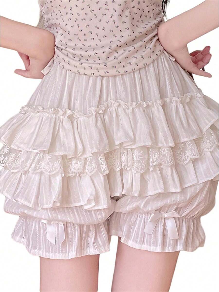 Pantalones cortos bombachos con diseño en capas tipo pastel y borde de encaje para mujer, cintura elástica con lazo, corte holado antideslizante, ideal para uso diario y estilo Lolita en primavera y verano - Blanco - Ver 1