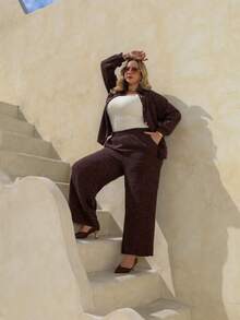 Cecilia Women's Plus Size 2-Piece Knit Set, Elegant And Comfortable Ribbed Knit, Winter 2026; Women's Plus Size Set (G1 G2); Long Blazer Jacket, Covers Buttocks, Long Sleeves With Cuffs, Buttons And Functional Pocket; Women's Wide Leg Pants, High Waist With Elastic Waistband; Women's Casual Chic, Sophisticated, Modern, Versatile And Timeless Set; Complete Women's Look, Comfortable, Warm And Cozy For Cold Weather; Women's Plus Size Clothing For Work, Outings, Dinners, Travel, Everyday Wear; Women's Set With Perfect Fit And Soft Touch; Women's Set In Black, Brown, Marsala, And Military Green; Women's Autumn/Winter Set, Immediate Shipping, New Release 2026; Elegant Plus Size Women's Clothing; Stylish, Practical And Comfortable Women's Set; Premium Women's Set With Freedom Of Movement, Immediate Shipping - Rỉ Nâu - Xem 3