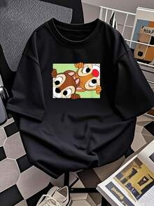 Two Adorable Cartoon Characters Peeking Curiously From A Green Background Express Joy, Friendship, And Positive Energy. Comfortable, Casual, Short-Sleeved Women's T-Shirt, Ideal For Everyday Wear. - 黑色 - 查看 2
