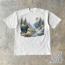 Camiseta Retro de Osos Negros de los 90, Ropa Vintage de los 90 para Acampar con Osos, Camiseta Boho Unisex para Adultos, Camiseta para Amantes de los Osos y la Naturaleza, Camiseta Oso Alfa - Blanco - Ver 2