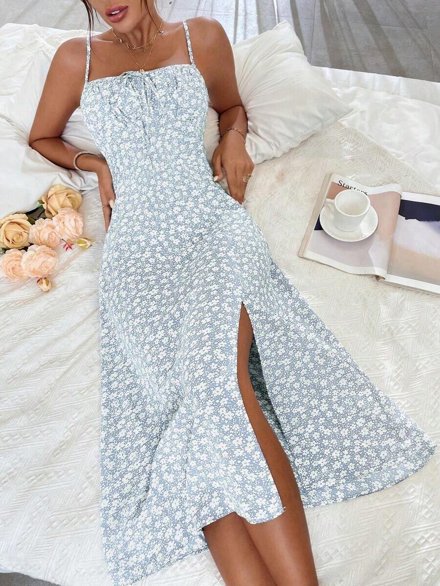 Vestido largo con estampado floral diminuto y abertura lateral para mujer - Celeste - Ver 1