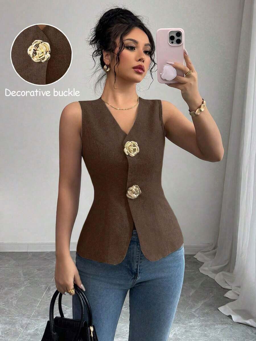 Blusa exterior con cuello en V ajustada con decoración de botones dorados con rosas - Marrón - Ver 1