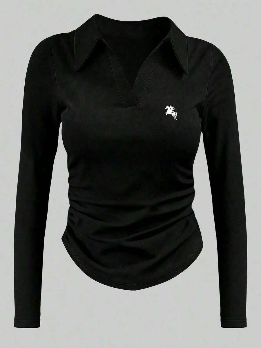 Camiseta blanca de manga larga para mujer con estampado de cerezas rojas dulces, cuello polo, cintura ajustada.Perfecta para el otoño.Nuevo estilo, camiseta de moda.Regalo para vacaciones, regalo para hermanos, regalo para hermana, regalo para mamá, regalo para el Día de la Madre.Informal, minimalista, top con estilo. - Negro - Ver 1