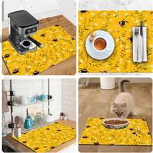 1 pieza Tapete de secado de platos, Tapete para máquina de café, Fondo amarillo con patrón de flores blancas, hojas verdes y abejas, Tapete absorbente y de drenaje, Adecuado para mesa de comedor y cafetería, Tapete de drenaje multiusos, Regalo para el hogar, Decoración de escritorio - XYLSD-343 - View 11