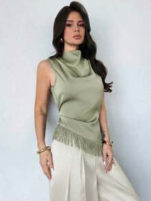 Blusa sin mangas elegante y casual para ir al trabajo, de vacaciones o a la playa, con estilo bohemio.Chaleco de mujer con cuello de satén marrón plisado, bajo asimétrico con flecos, elegante, versátil y apropiado para maestras - Verde - Ver 2