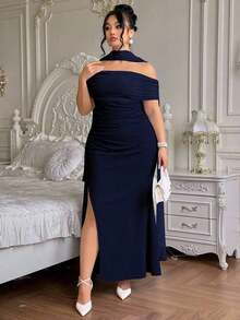 Vestido largo de fiesta elegante y ajustado con hombros descubiertos y abertura para mujer de talla grande, ideal para fiestas navideñas y ocasiones formales.Disponible en azul marino. - Azul marino - Ver 6