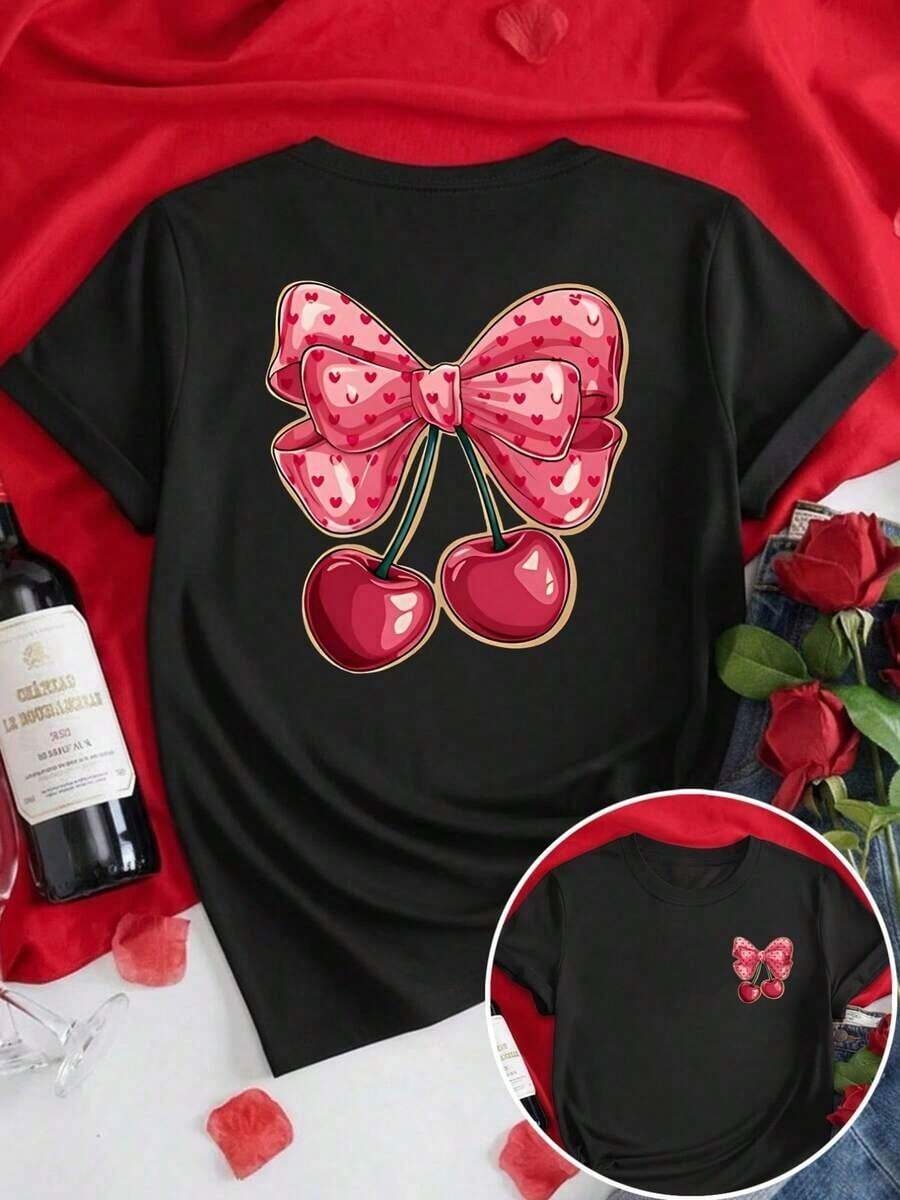 Plus Size Women's Short Sleeve T-Shirt - Casual Basic Loose Fit T-Shirt, Stylish Polyester Tops, Short Sleeve T-Shirt With Front And Back Panels - Fashionable Cherry And Heart Bow Print - Spring/Summer Printed T-Shirt For Women, Breathable And Comfortable Fashion Item. - 黑色 - 查看 1