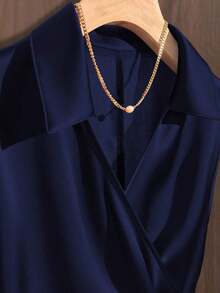 Camisa de mujer con estampado de flores silvestres, cuello, sin mangas, con lazo en la cintura - Azul marino - Ver 6