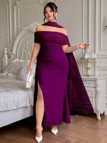 Vestido largo de fiesta elegante y ajustado con hombros descubiertos y abertura para mujer de talla grande, ideal para fiestas navideñas y ocasiones formales.Disponible en azul marino. - Morado Violeta - Ver 5