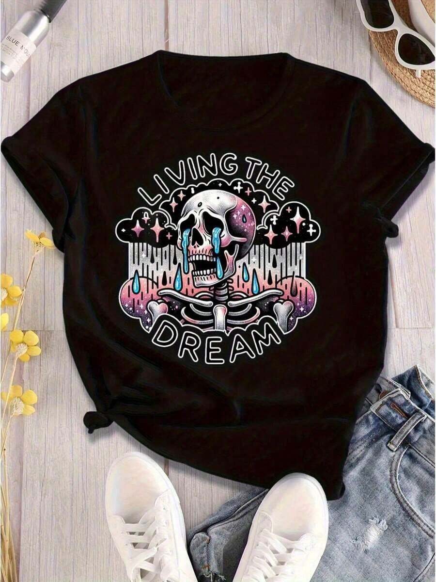 Camiseta de talla grande con patrón gótico para mujer, diseño de calavera con lágrimas de Living Dream, camiseta de cuello redondo de 180 g de peso, top suave para uso diario, camiseta casual para todas las estaciones, ropa gótica vanguardista para mujer, camiseta gótica de talla grande, ropa para todas las estaciones, ajuste cómodo, moda urbana, diseño audaz, material duradero, estilo de camiseta de manga corta. - Negro - Ver 1
