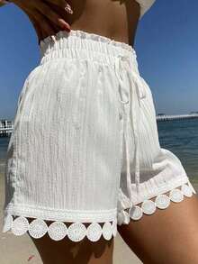 Conjunto de 3 piezas de ropa de verano para vacaciones en la playa para mujer: Cubrecostos con cintura anudada y encaje, Top de traje de baño, Shorts - Blanco - Ver 4