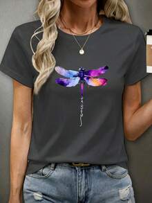 Playera Oversize Mujer "Libélula Multicolor" - Estampado Acuarela con Frase "Warrior" - Gris Oscuro - Ver 4