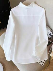 Camisa blanca de mujer con estampado digital y bordado de éxito de - Blanco - Ver 2