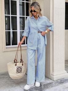 Conjunto de invierno para mujer que incluye blusas, camisa de manga enrollada de un solo botonadura y unicolor, y pantalones de pierna ancha.Conjunto de dos piezas de invierno con manga larga para mujer. - Azul y blanco - Ver 3
