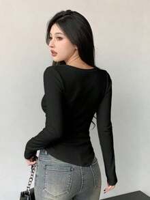 Camiseta de mujer de manga larga con diseño asimétrico y ajuste ceñido, ropa de otoño con estilo preppy - Negro 2 - Ver 2