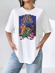 The Print Features A Brave Detective Mouse Accompanied By Fun Friends On A Mysterious Adventure Full Of Wit And Friendship, Inspiring Curiosity And Joy With Vibrant Colors And Charming Details. A Comfortable, Casual Women's T-Shirt For Everyday Wear. - 白色 - 查看 6
