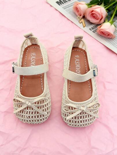 1 Pair Fashionable Toddler Girls' Shoes, White Girls' Flat Shoes, Girls' Beige Mesh Breathable Bow Mary Jane Shoes, Design Easy On/Off, Soft Non-Slip Sole, Suitable For Summer Outings, Banquets, Parties, Vacations