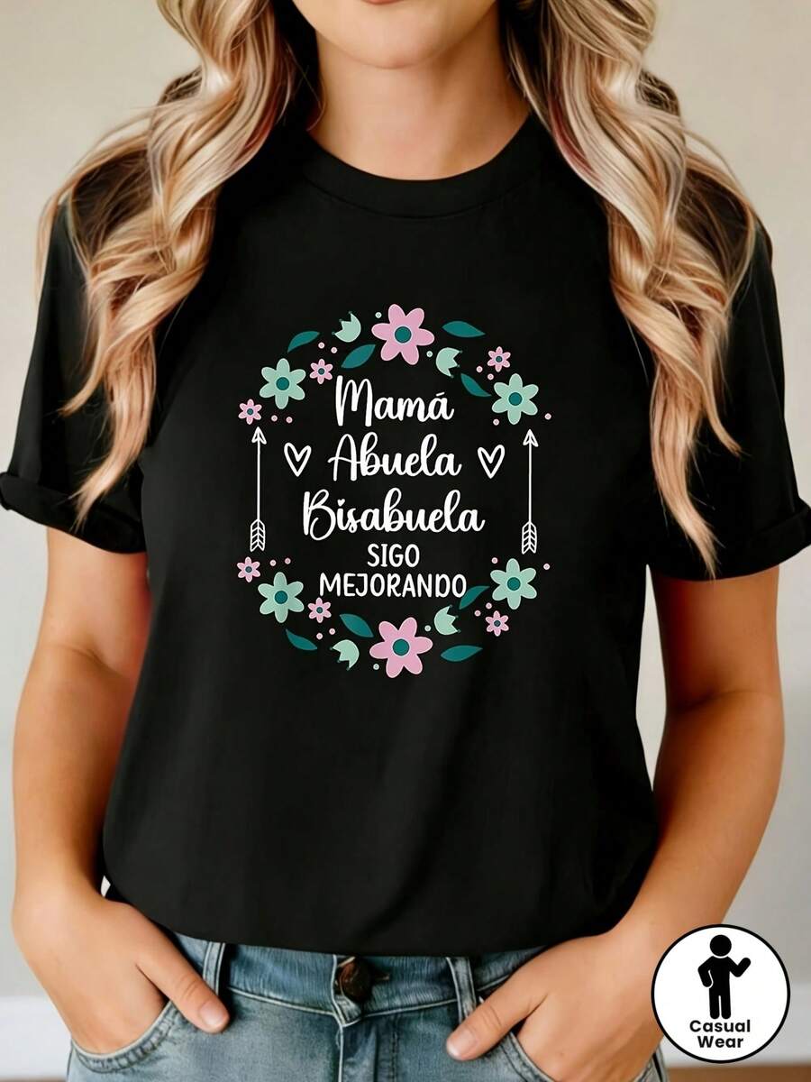 Camiseta de algodón puro para mujer, con texto en español: "Mamá Abuela Bisabuela SIGO MEJORANDO," diseño floral con flechas combinado con un elegante y cálido estampado de letras que transmite orgullo femenino. Camiseta negra de manga corta y cuello redondo para mujer, adecuada para primavera, verano y otoño, de ajuste cómodo, diseño moderno, versátil y duradera para uso diario, estilo a la moda, estiliza y favorece la figura cuando se usa por fuera, simple y elegante cuando se usa por dentro. - Negro - Ver 1