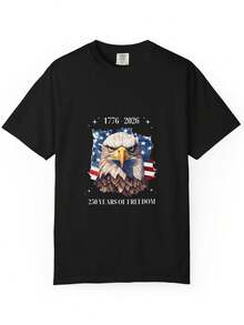 Camiseta con águila calva y bandera estadounidense. Camiseta patriótica de EE. UU. con águila. 220 g de algodón puro unisex. Peso ideal para todas las estaciones, apta para hombres y mujeres. Tejido duradero de alta calidad, suave al tacto y de larga duración. Transpirable. Adecuada para primavera y verano, vacaciones, Día de la Madre y Día de la Independencia. - Negro - Ver 1