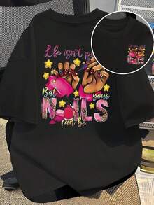 Camiseta de doble cara estilo retro para mujer con el estampado 'La vida no es perfecta, pero tus uñas sí pueden serlo', que presenta un diseño de manos pintando uñas y estrellas. 100% algodón suave y cómodo. Camiseta casual de verano para mujer. - Negro - Ver 1